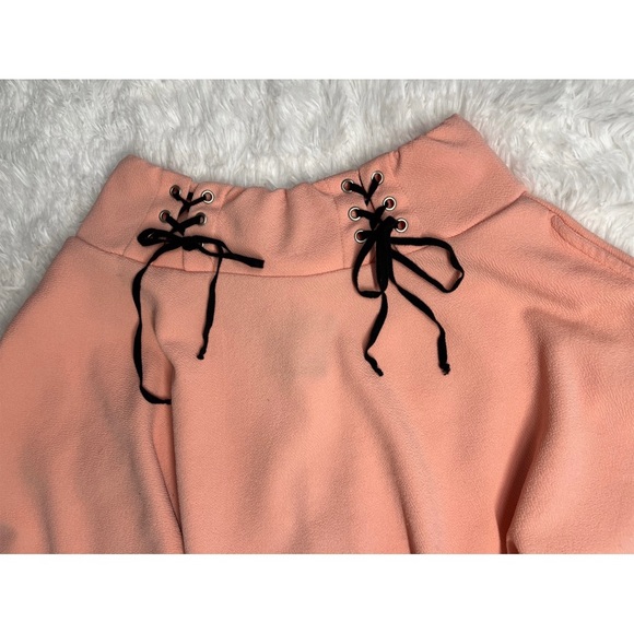 Hot Topic pastel pink lace up skater skirt size large. - Picture 2 of 5